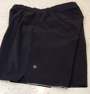 Lululemon Men's Surge Lined Running Shorts, 6", Black, Med. EUC